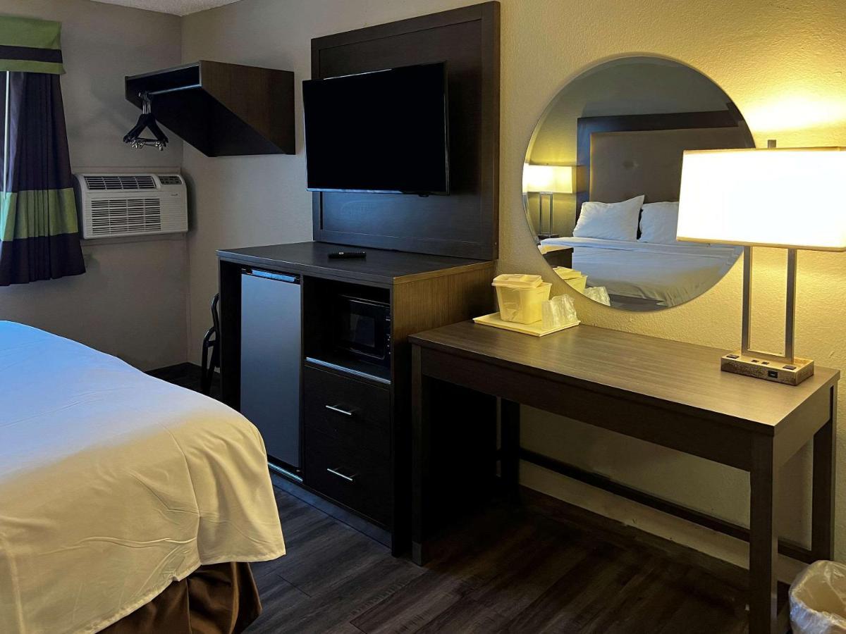 Econo Lodge Спринг Лейк Екстериор снимка