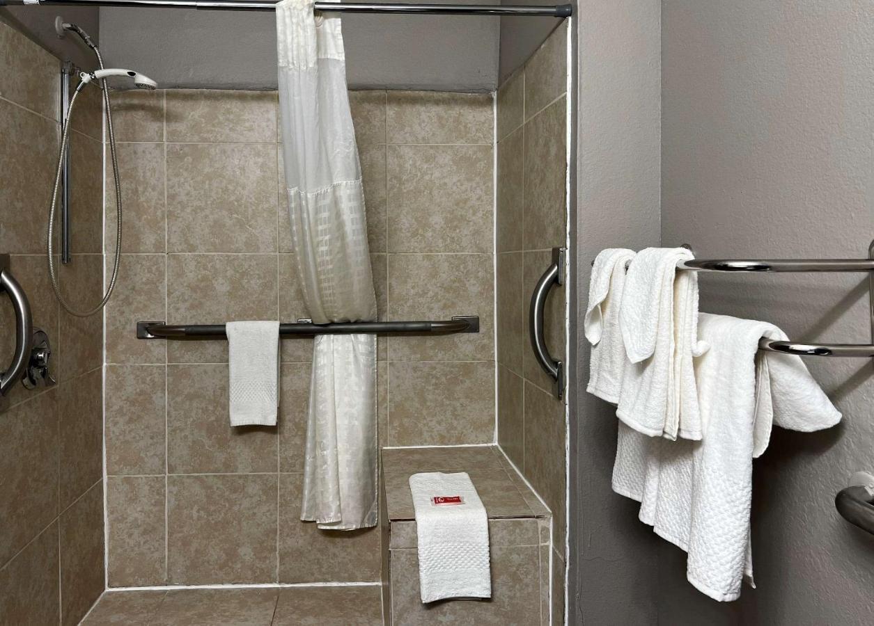 Econo Lodge Спринг Лейк Екстериор снимка