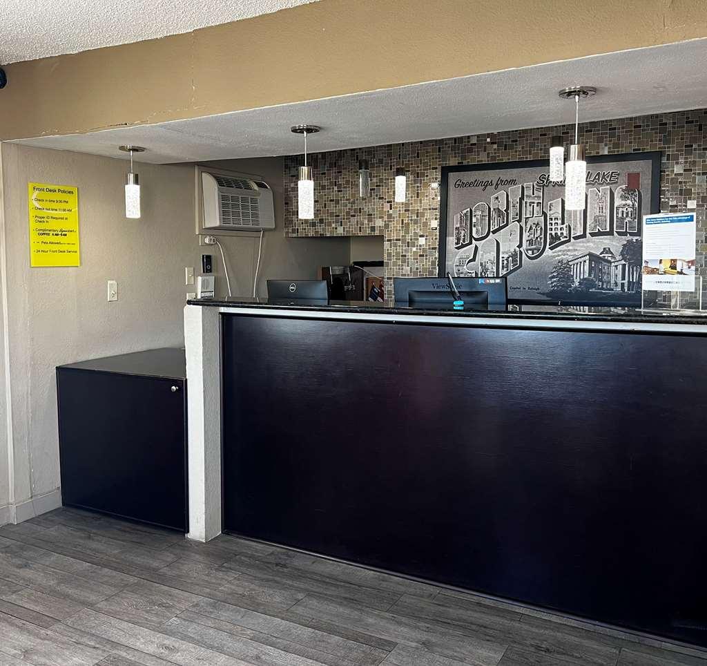 Econo Lodge Спринг Лейк Интериор снимка
